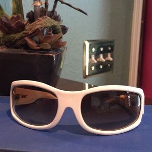 Women’s sunglasses